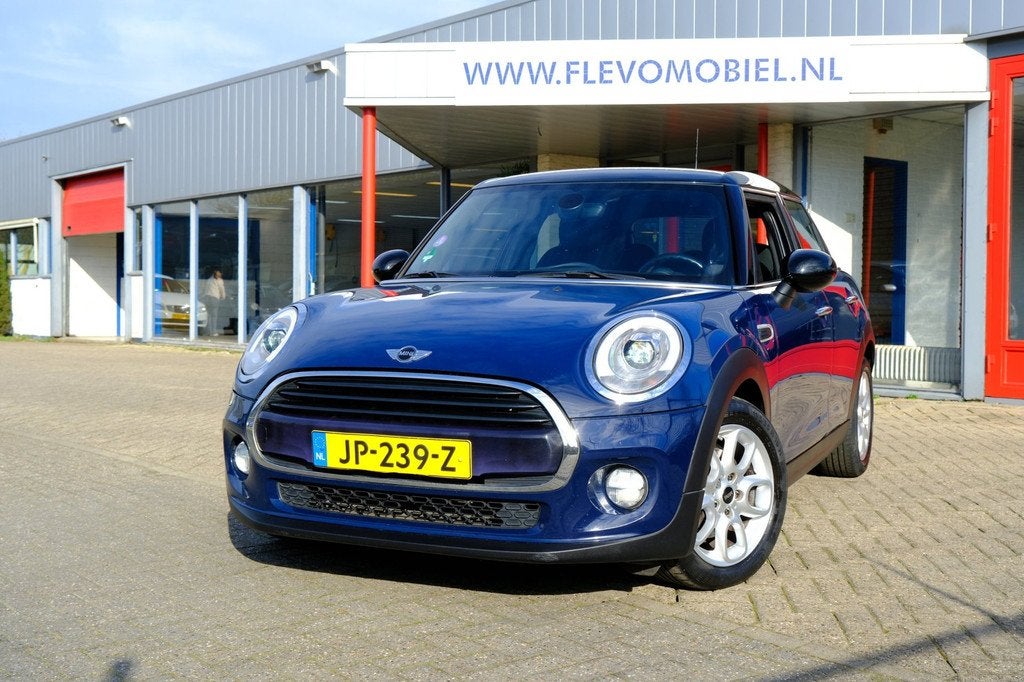 Mini Cooper 1.5 Pepper Serious Business Navi|1e Eig!|Clima|S, Auto's, Mini, Bedrijf, Te koop, Cooper, ABS, Airbags, Airconditioning