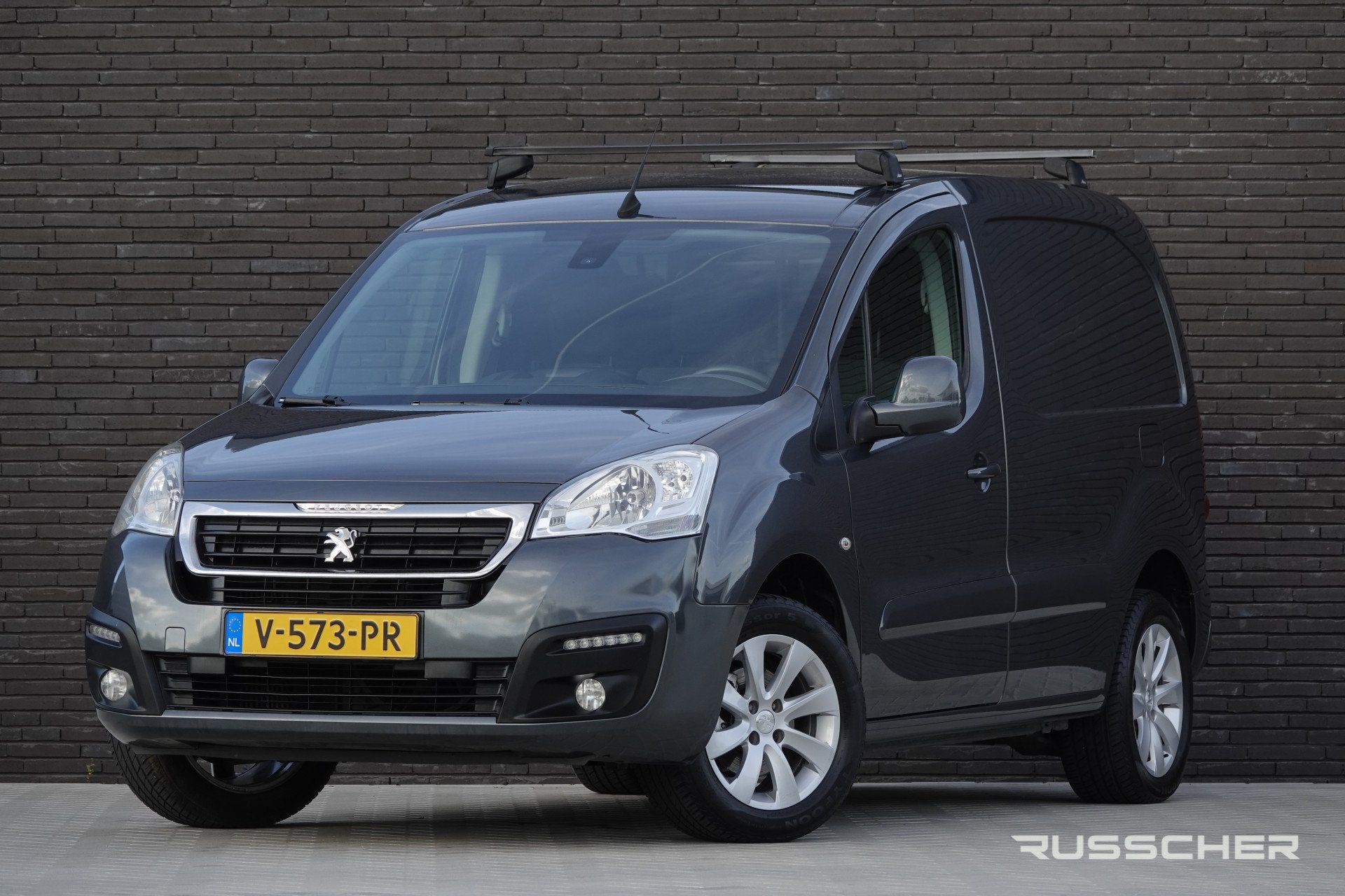 Peugeot Partner L1 | 1.6 BlueHDi 100Pk | Stoel-Bank | Premiu, Voorwielaandrijving, Gebruikt, 4 cilinders, Origineel Nederlands