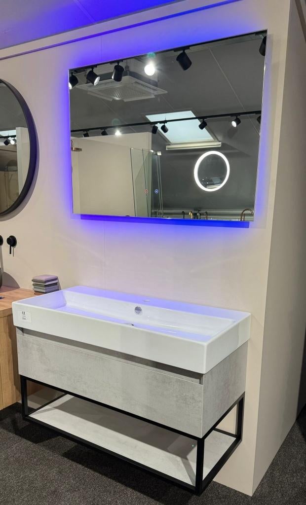 Badmeubel Thebalux showroommodel 100 cm, Huis en Inrichting, Badkamer | Badkamermeubels, Ophalen, Info@michiels-someren.nl, 100 tot 150 cm