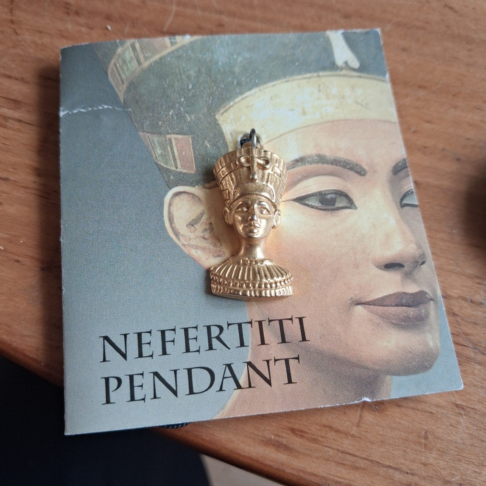 Nieuwe Egyptische Hanger met Koord: Nefertiti, Ophalen of Verzenden, Zilver, Overige materialen