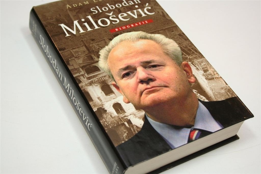 Slobodan Milošević — Biografie van Servische Dictator, Ophalen of Verzenden, Zo goed als nieuw