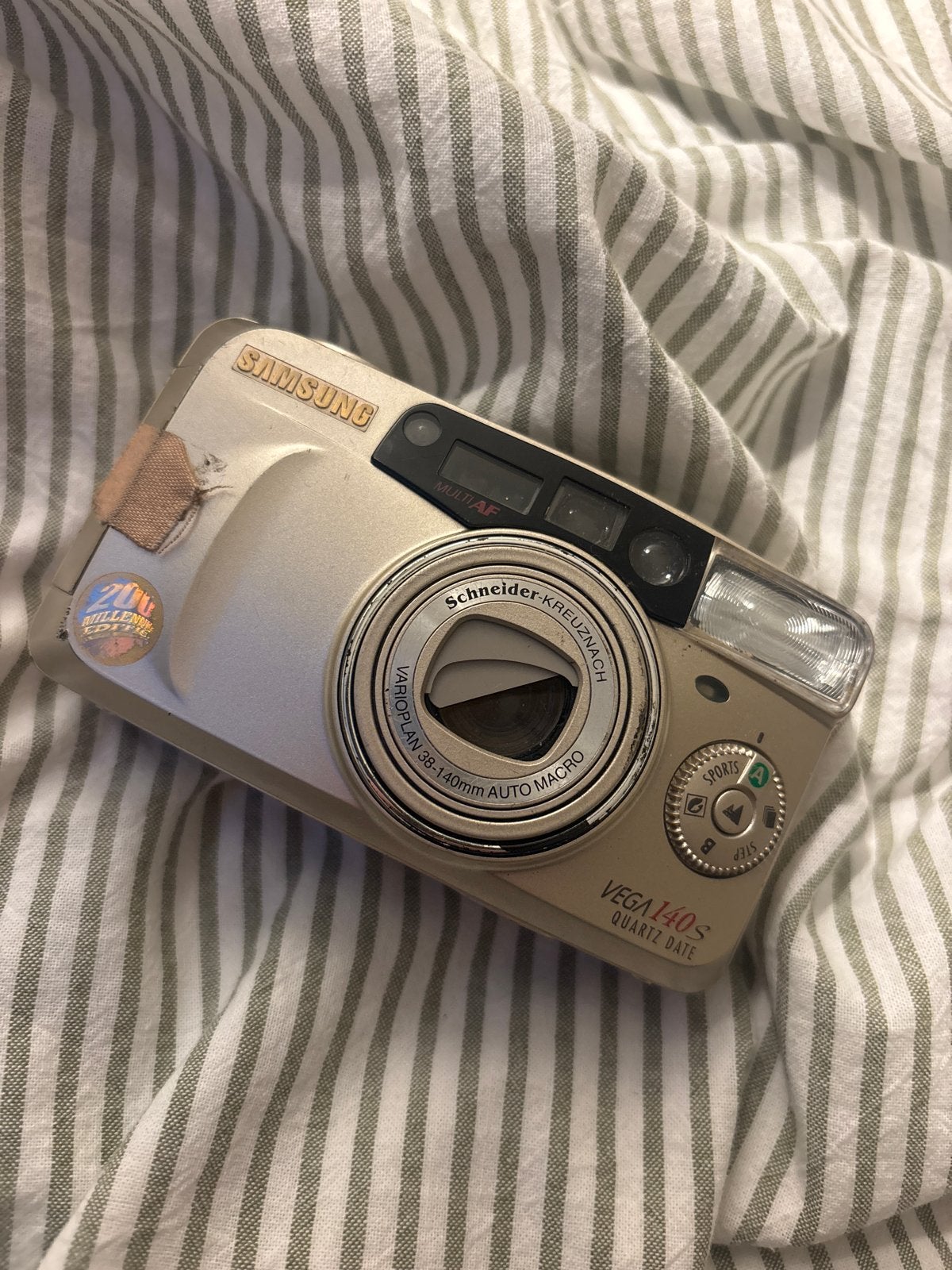 Samsung Vega 140s Quartz Date Compact Camera, Ophalen of Verzenden, Gebruikt, Compact, Samsung
