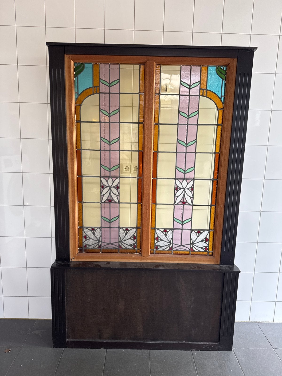 Prachtig glas-in-lood raam in houten frame, room devider, Antiek en Kunst, Ophalen