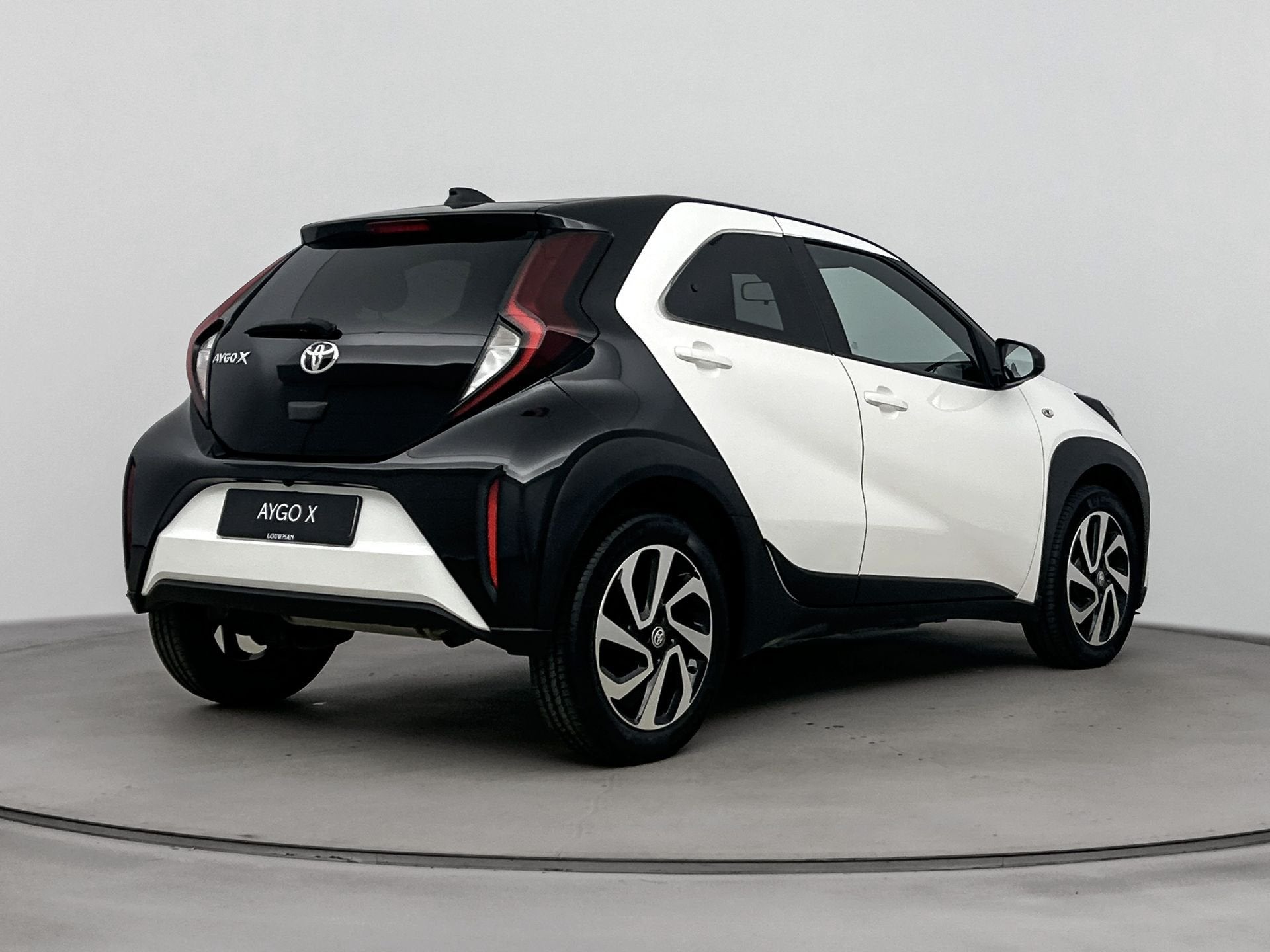 Toyota Aygo X 1.0 VVT-i S-CVT Pulse | Cruise Control Adaptie, Stof, Gebruikt, Euro 6, 4 stoelen