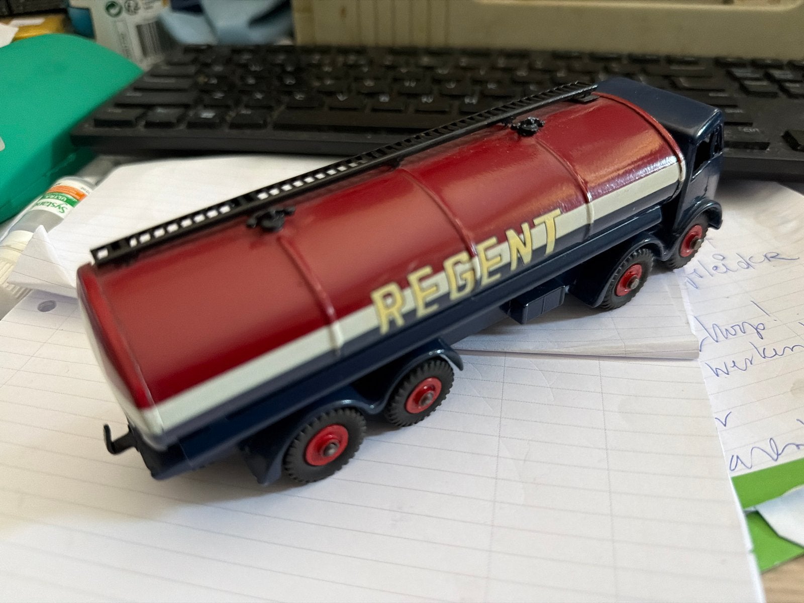Dinky Toys Regent foden Tanker, Dinky Toys, Ophalen of Verzenden, Zo goed als nieuw, Bus of Vrachtwagen