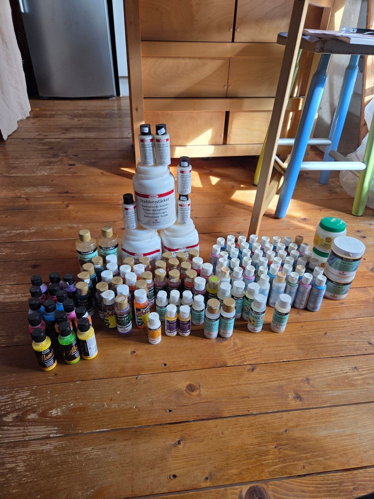 Mega partij acrylverf Aleen's Rayher etc. (100+ stuks), Hobby en Vrije tijd, Verzenden, Nieuw, Acrylverf