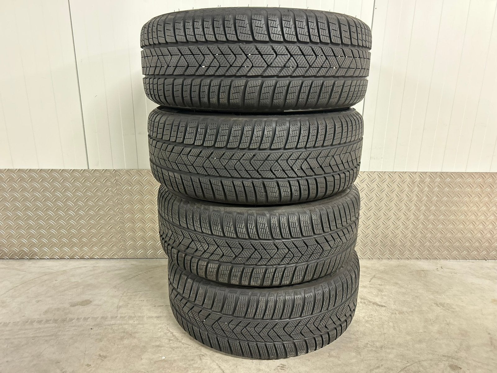 Originele BMW G30 G31 5 serie 19 inch 664M Pirelli winter, Banden en Velgen, Winterbanden, Personenwagen, **
