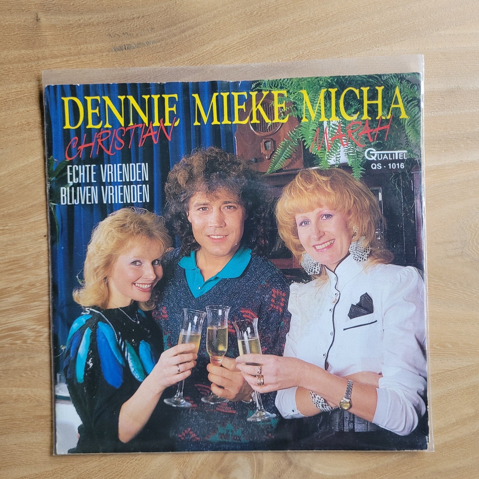 Dennie Mieke Micha Christian -Echte Vrienden Blijven Vriende, Cd's en Dvd's, LP, Gebruikt, 7 inch, Ophalen of Verzenden