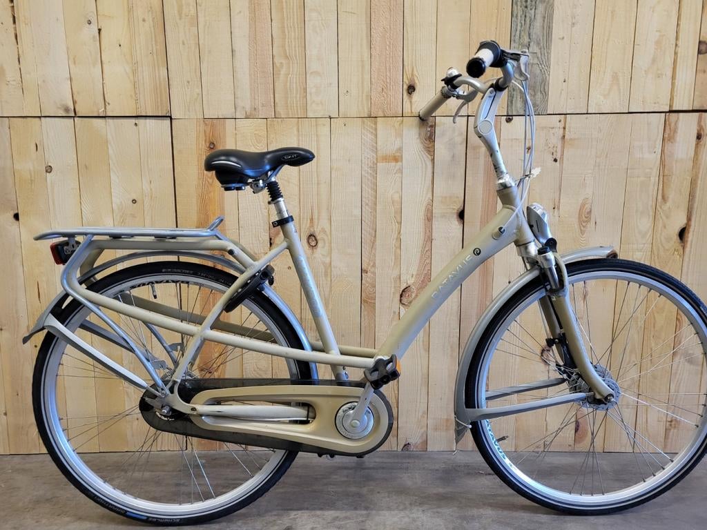 Batavus Mambo 7 factuur en garantie i.z.g.s frame 53cm, Fietsen en Brommers, Fietsen | Dames | Damesfietsen, Zo goed als nieuw