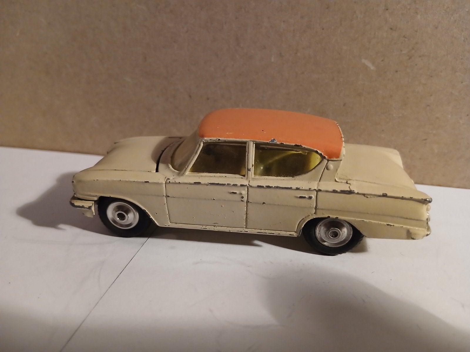 Corgi Toys Ford Consul Classic 315, Ophalen of Verzenden, Gebruikt, Auto, Corgi