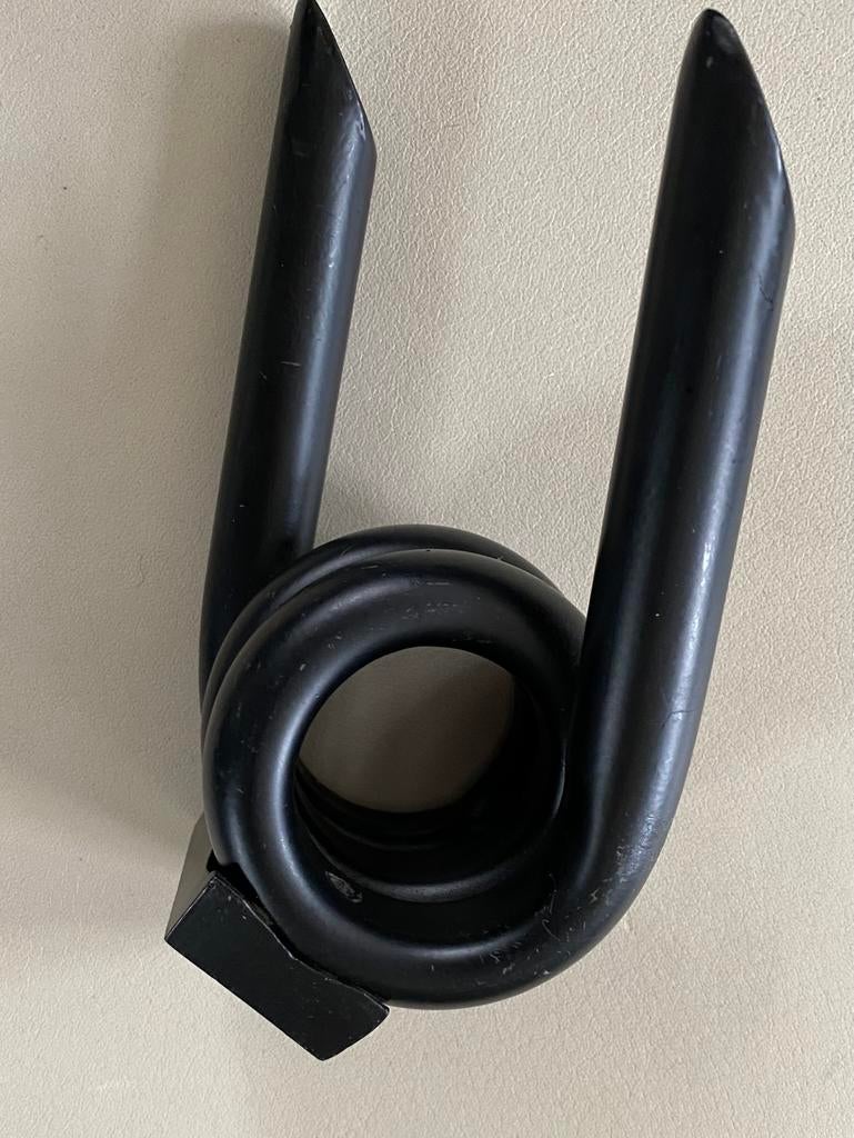 Design kapstokhaak Twist prikkeldraad, Huis en Inrichting, Woonaccessoires | Kapstokken, Gebruikt, Ophalen of Verzenden, Minder dan 100 cm
