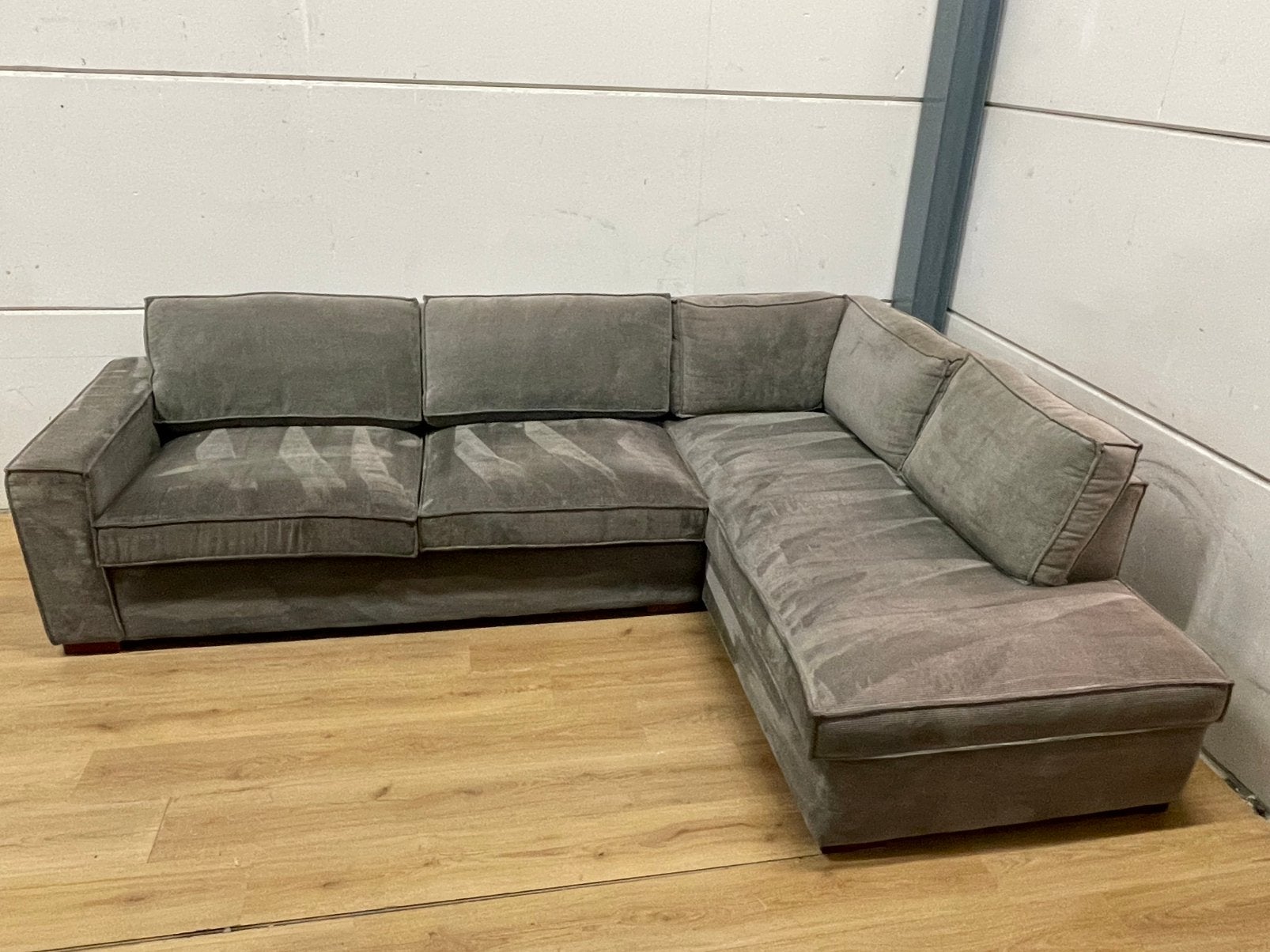 Mooie luxe grijze WOOOD ribstof hoekbank - GEREINIGD!!!
