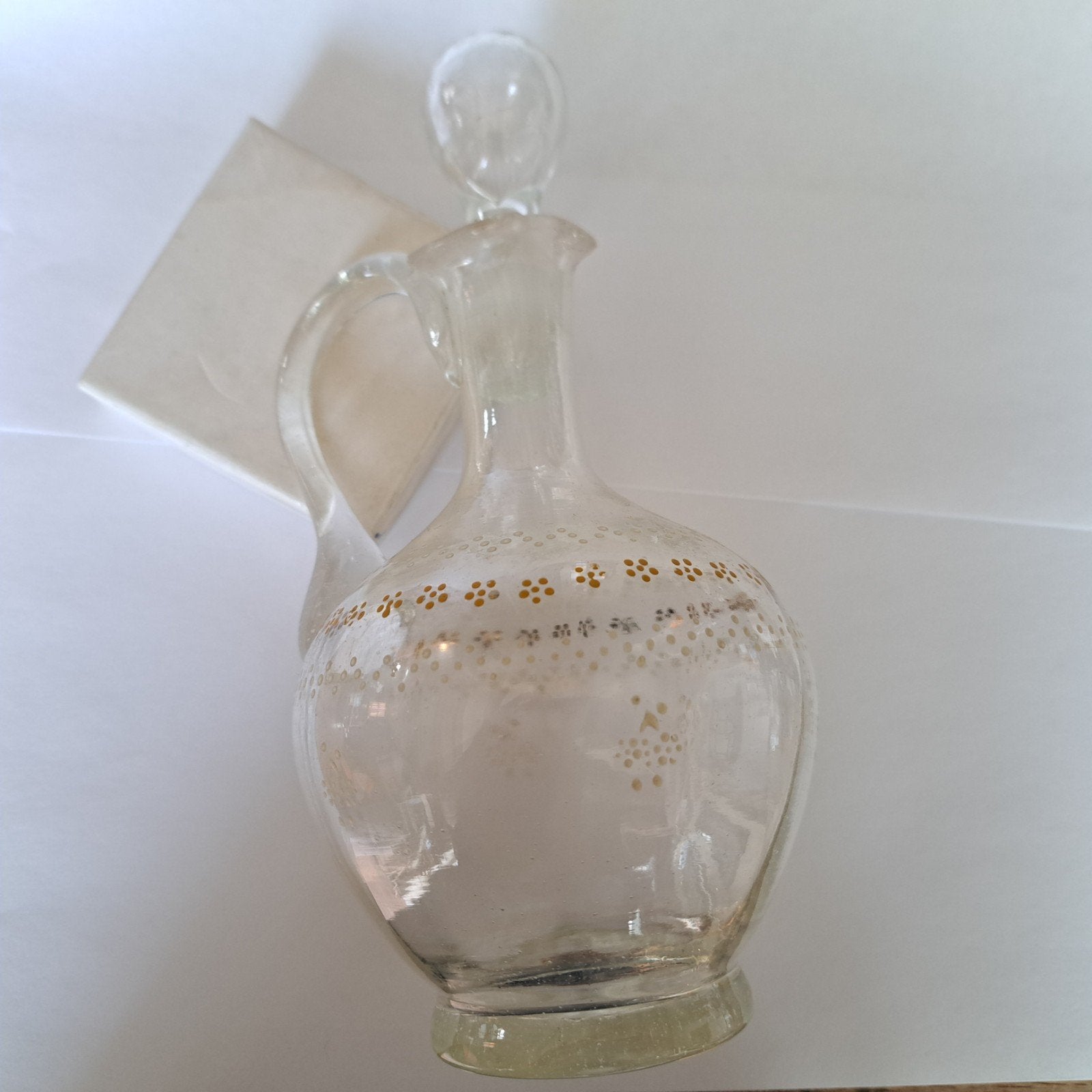 Oud karaf met emaille versiering, Verzenden