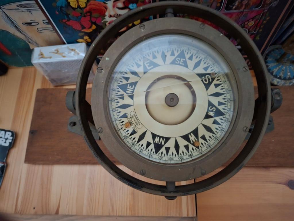 Antieke scheepskompas - Observator Rotterdam, Ophalen