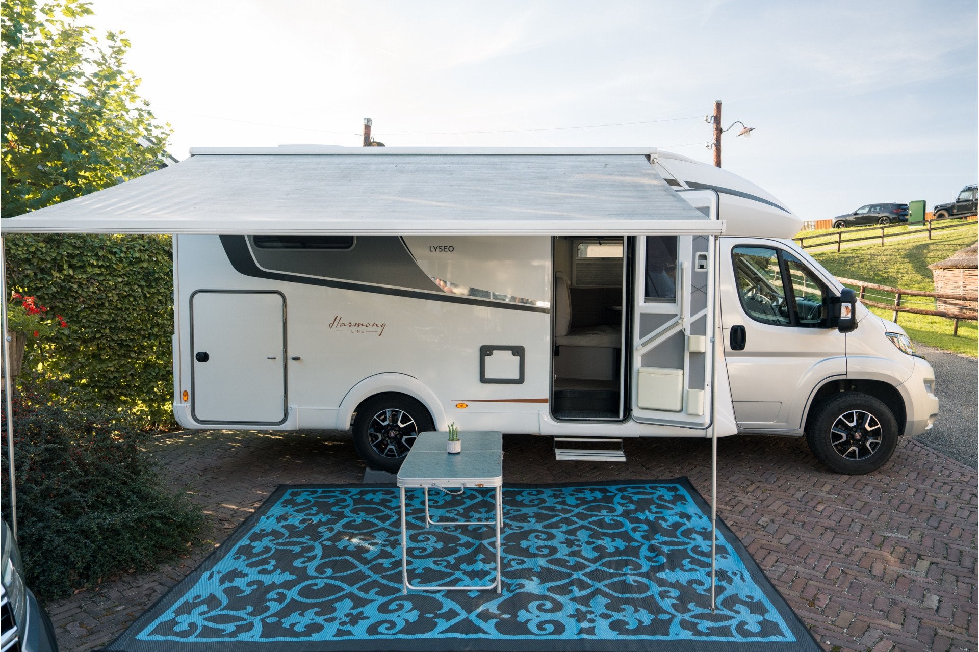 Bürstner BT6905 Lyseo Harmony Line, Dakairco, 170pk, 4 pers, Info@vanthoog.nl, Ambachtsweg 9
2964LG  GROOT AMMERS, NL, 7 tot 8 meter