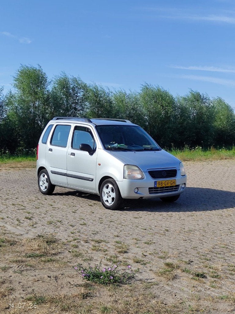 Suzuki Wagon R+ 1.3 2001 Grijs, Stof, 40 €/maand, 4 cilinders, Origineel Nederlands