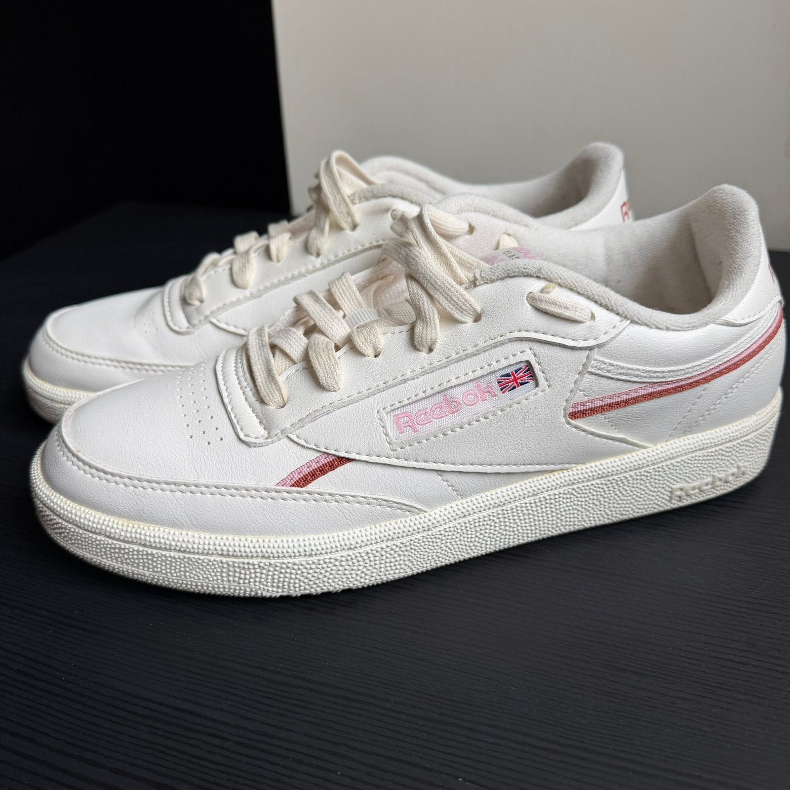 White Reebok Club C 85 Sneakers – Size 26.5 cm, Sport en Fitness, Overige merken, Verzenden, L00, Schoenen