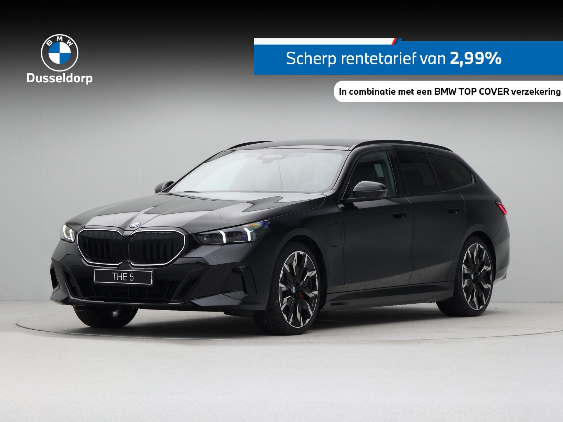 BMW 5 Serie Touring 550e xDrive (bj 2026, automaat), Auto's, Automaat, Zwart, Overige brandstoffen, Zwart