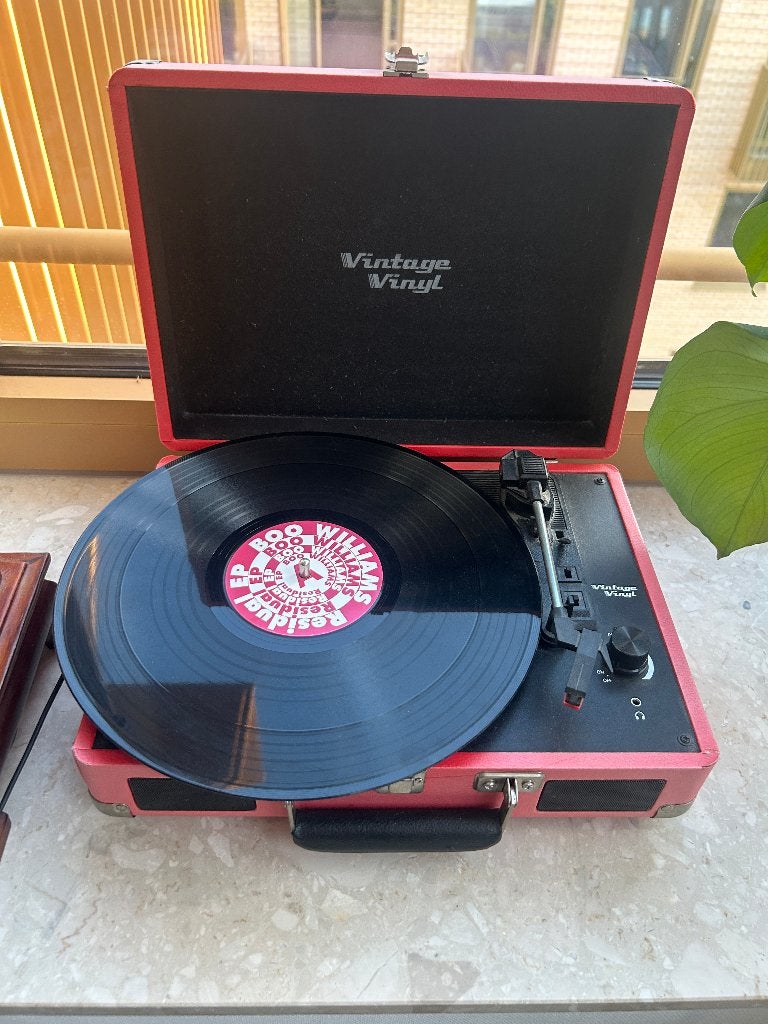 Vintage Vinyl rode kofferplatenspeler - werkt, naald kapot, Automatisch, Zo goed als nieuw, Platenspeler, Ophalen