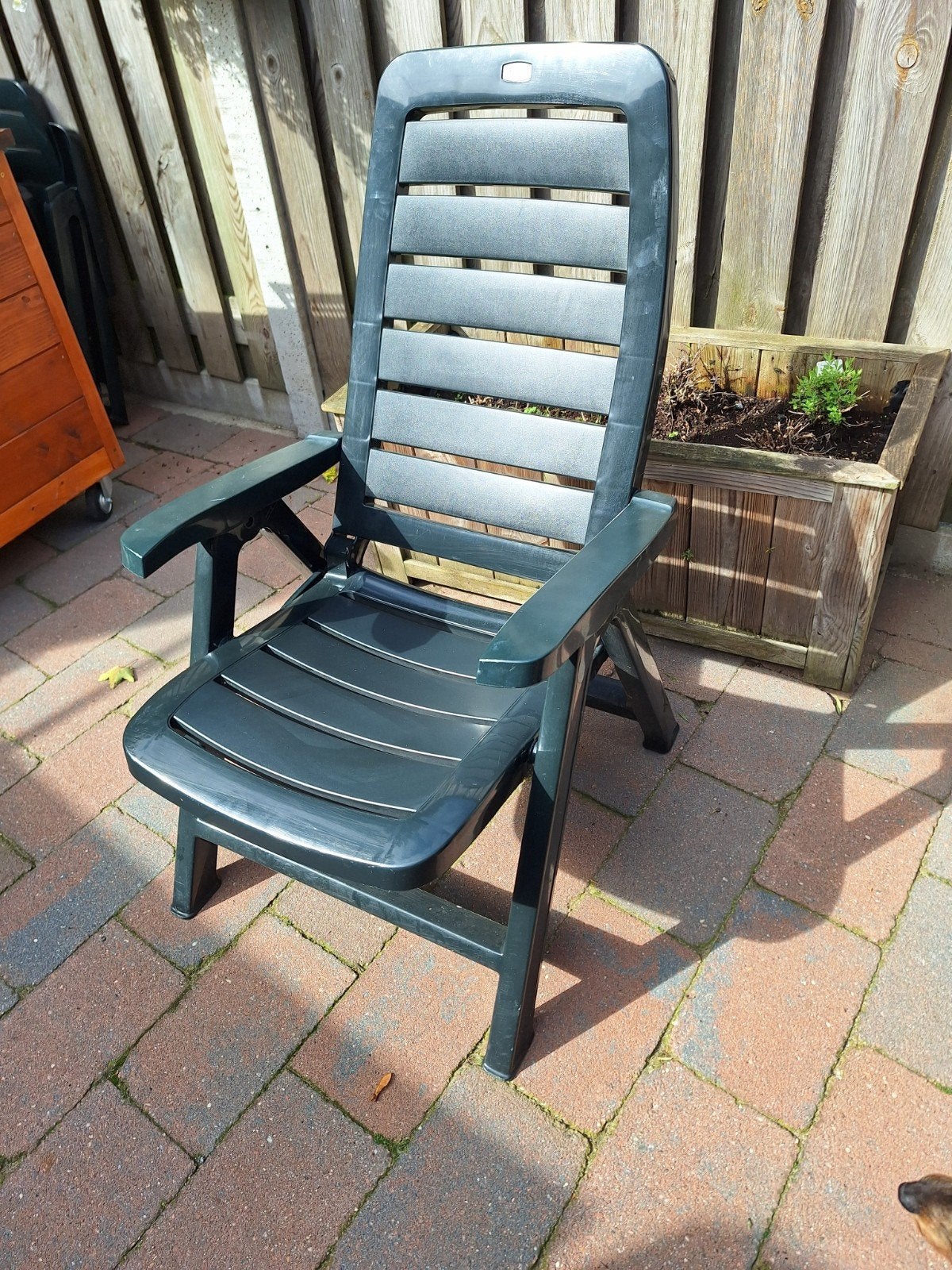 Tuinset: Tafel en 8 stoelen - Groen kunststof, Ophalen, Kunststof, Gebruikt, 8 zitplaatsen