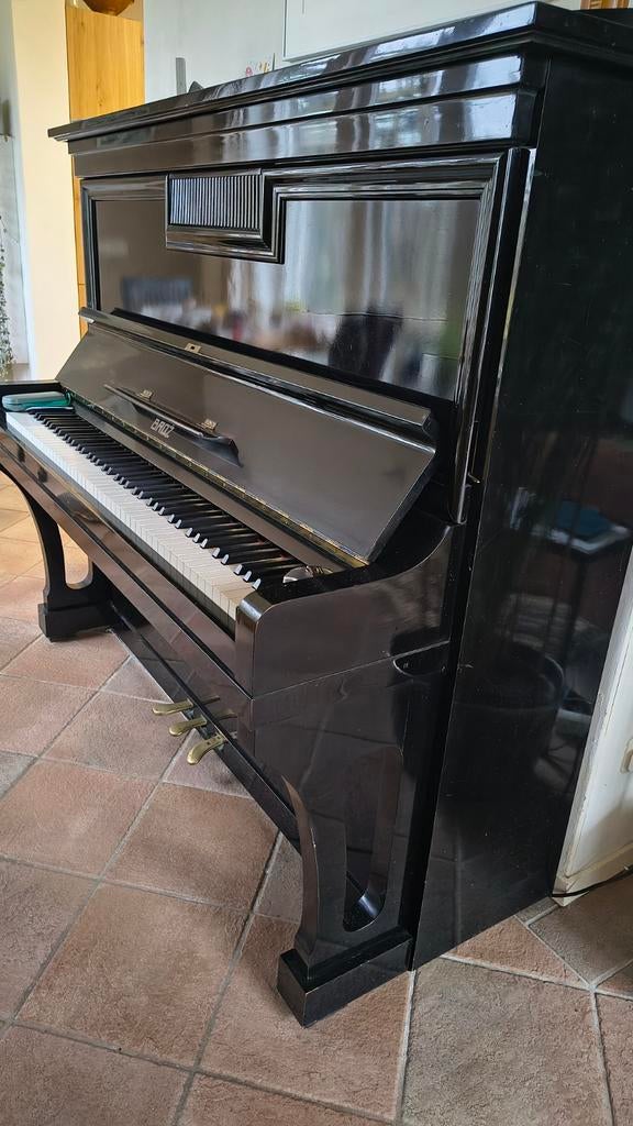 Piano. Fraaie upright piano, Muziek en Instrumenten, Piano's, Ophalen of Verzenden, Gebruikt, Zwart