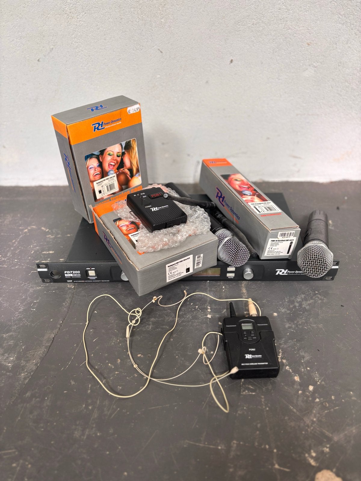 PowerDynamic draadloze microfoon set voor feesten, Ophalen, Gebruikt, Zangmicrofoon, Draadloos