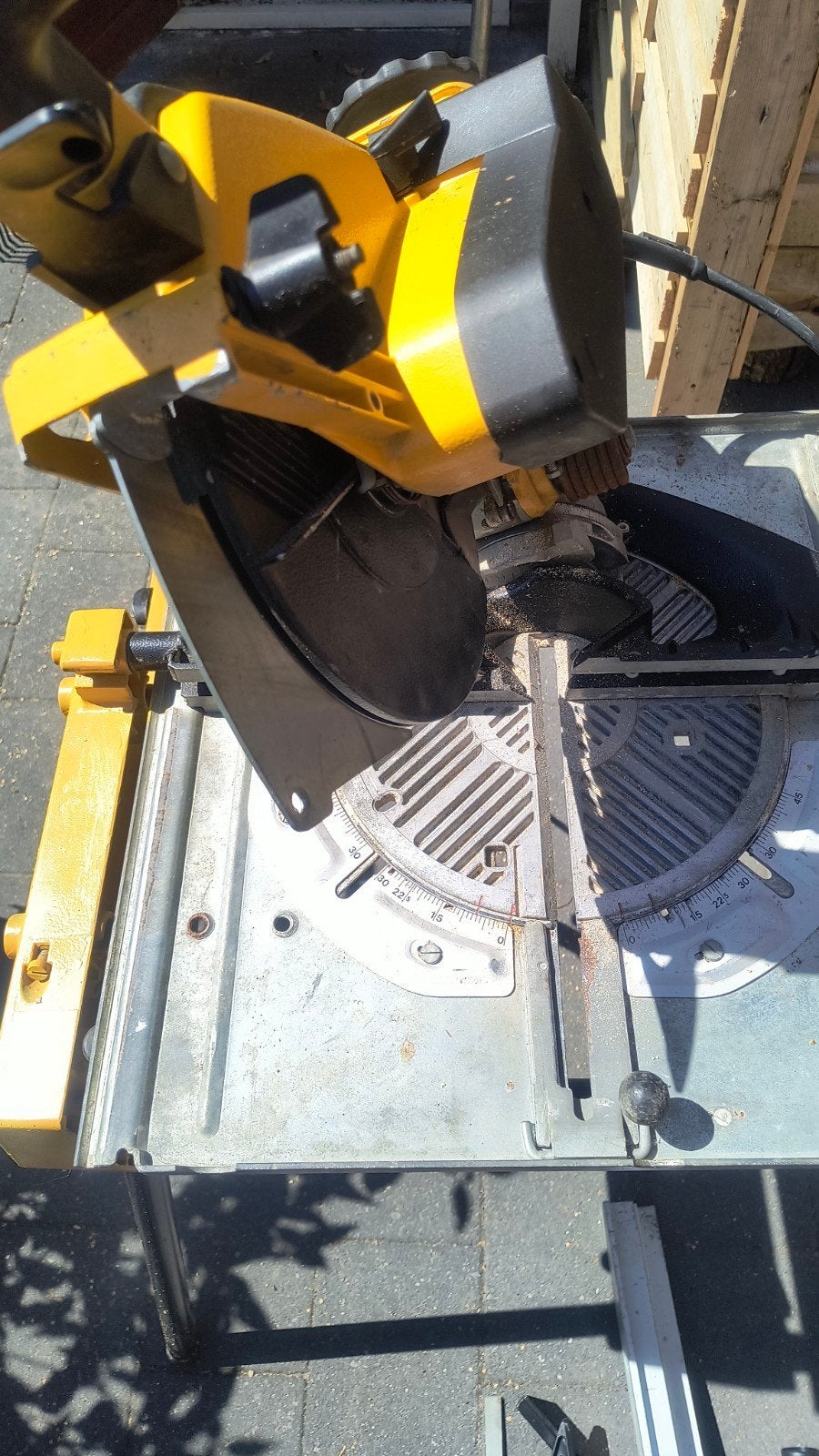 DeWalt dw 742 flip afkortzaag zaagtafel flipover zaag, Ophalen, Gebruikt, 70 mm of meer, Afkortzaag