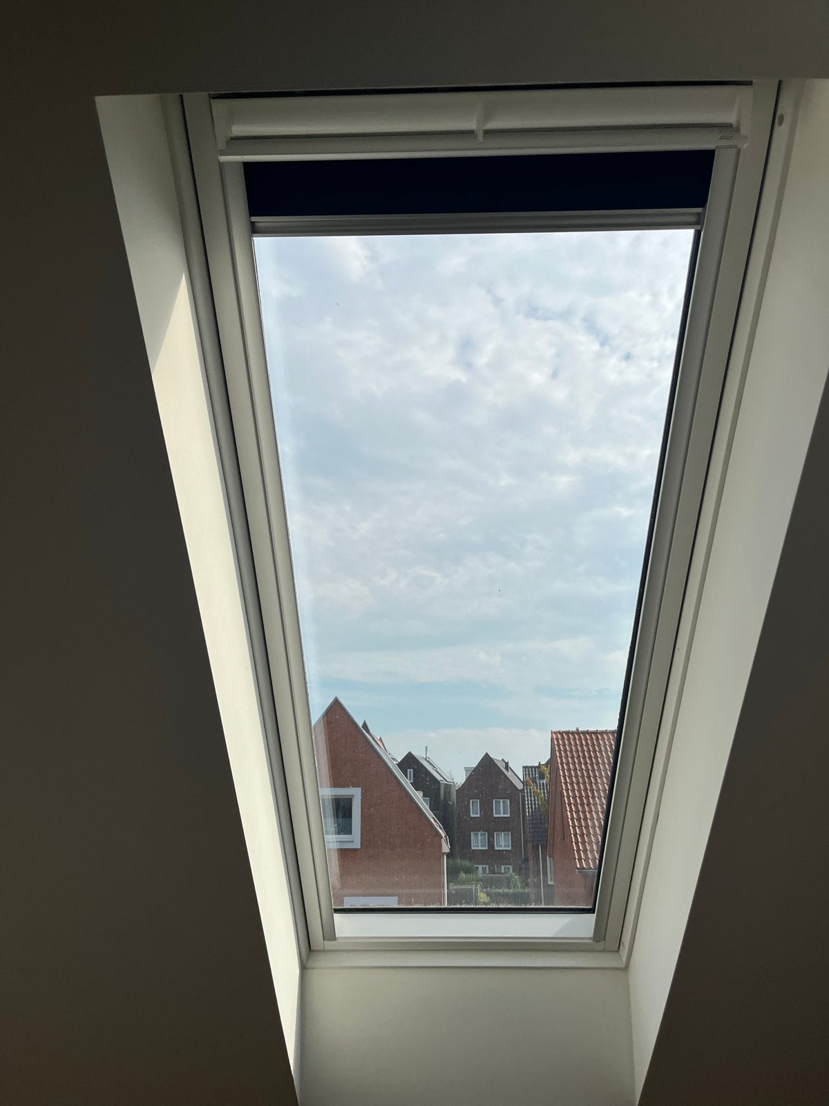 2 Velux dakramen met verduisterend gordijn, Ophalen, Gebruikt, Minder dan 80 cm, 160 cm of meer