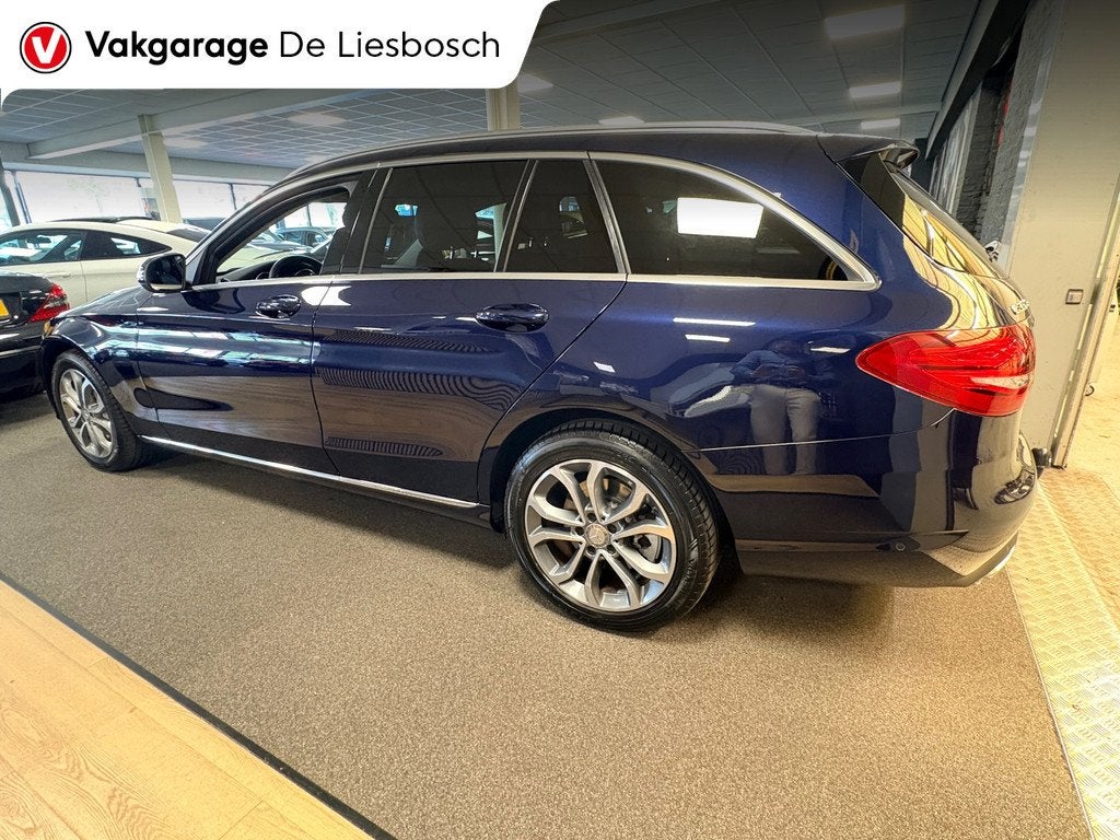 Mercedes-Benz C-klasse Estate 350 e Lease Edition / sfeer ve, Achterwielaandrijving, Gebruikt, Blauw, Leder en Stof