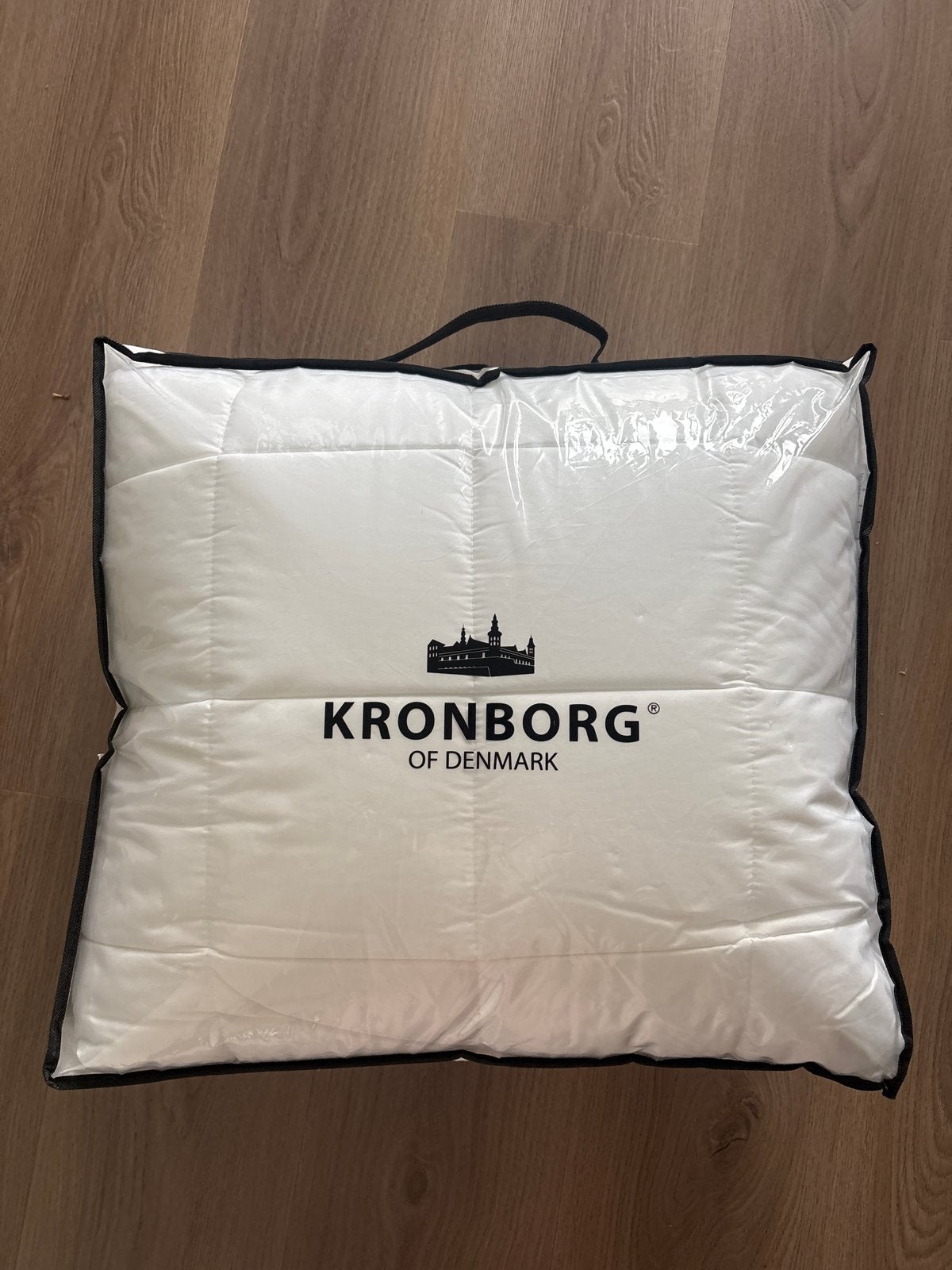 Kronborg Fliseggi Fibre Kussen - 60x63/70 cm, Eenpersoons, Wit, Overige materialen, Nieuw
