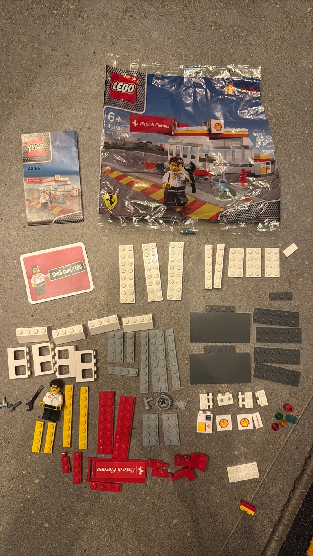 Lego Shell tankstation, 40195, Ophalen of Verzenden, Zo goed als nieuw