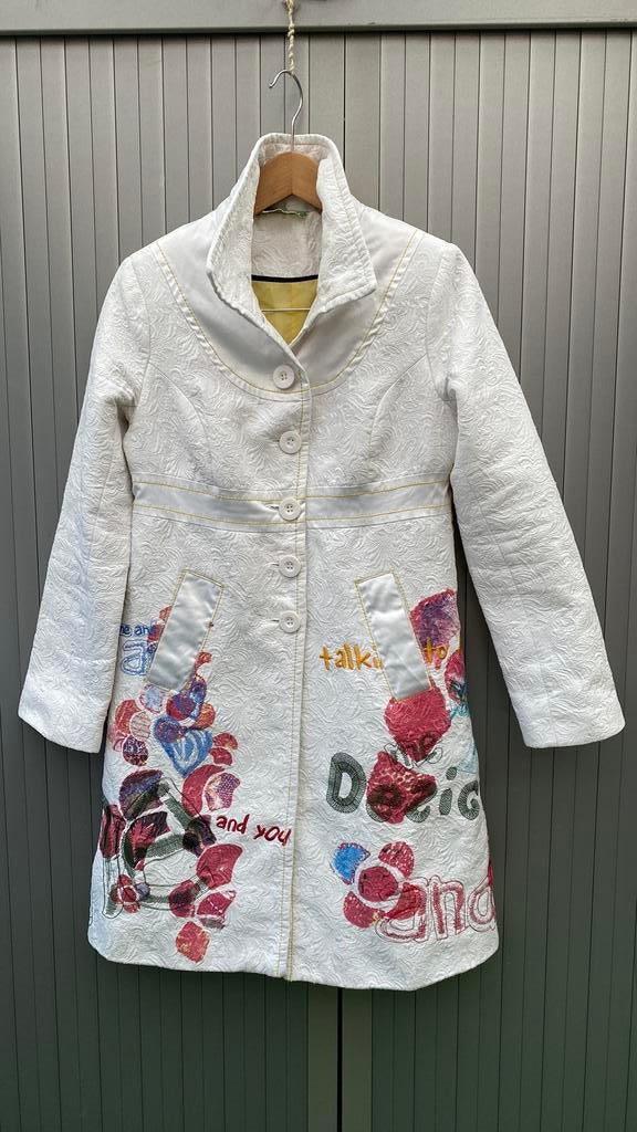 Desigual zomer jas 42= 38 wit, Ophalen of Verzenden, Zo goed als nieuw, Maat 38/40 (M), Wit