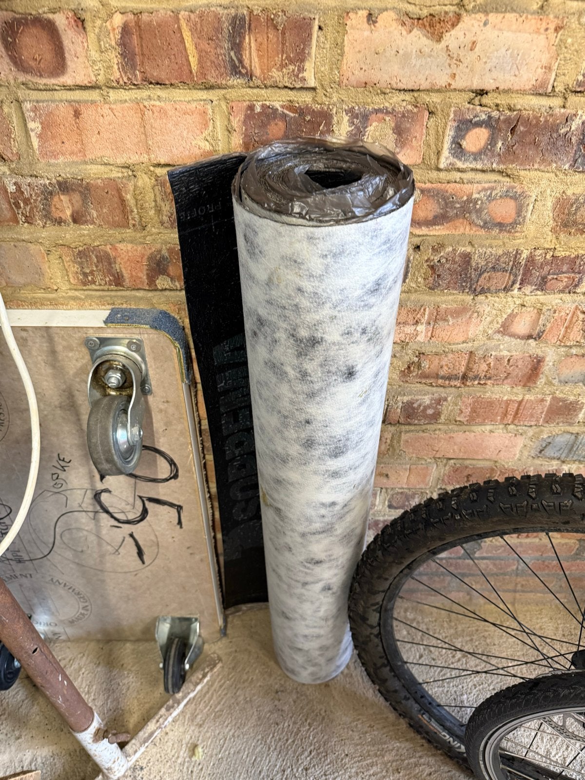 Onderlaag dakrol, Doe-het-zelf en Verbouw, Ophalen, Overige materialen, 10 tot 15 m², Zwart