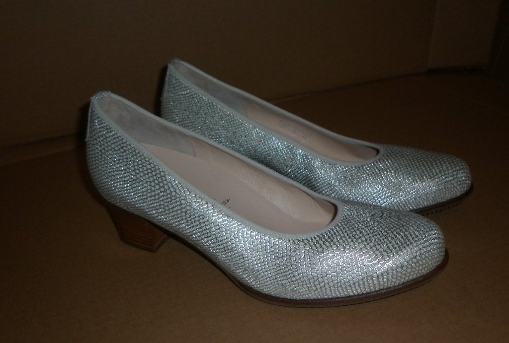 pumps   maat 40 merk : Hassia, Hassia, Pumps, Ophalen of Verzenden, Zo goed als nieuw