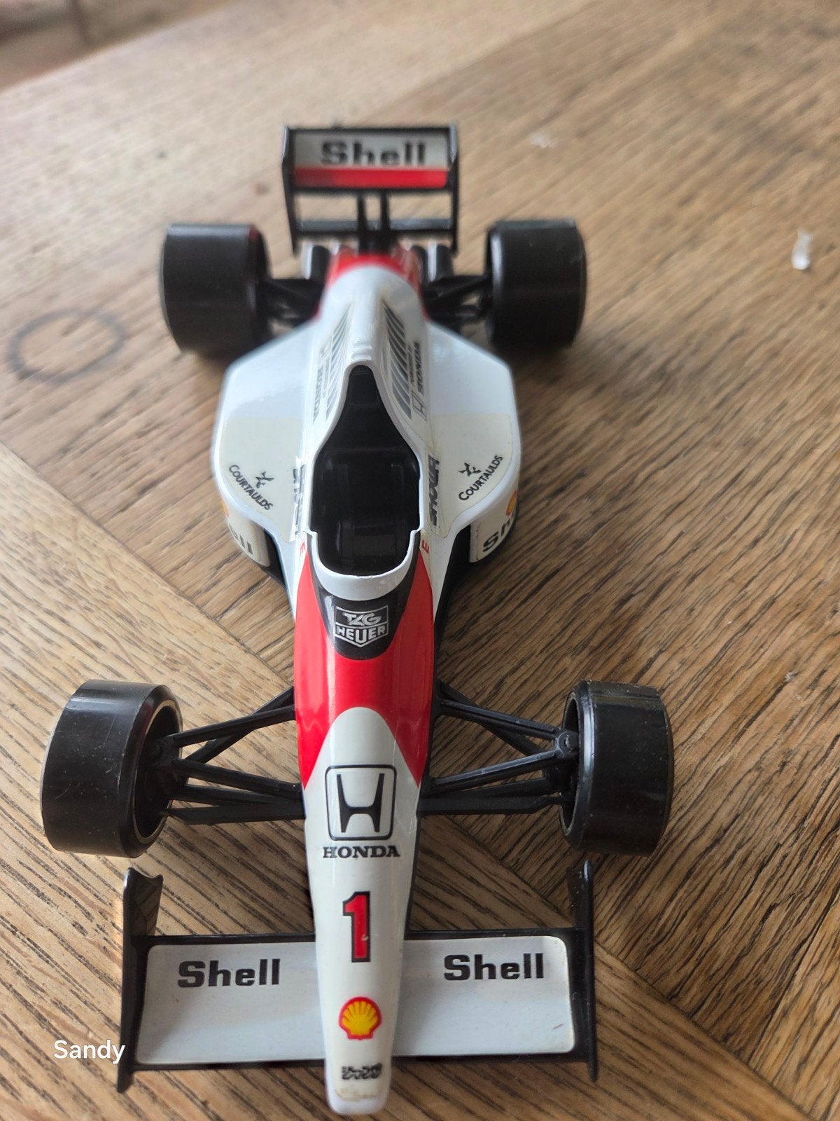 Burago Grand Prix F1 Schaalmodel 1:24, Ophalen of Verzenden, Gebruikt, Auto, Overige merken