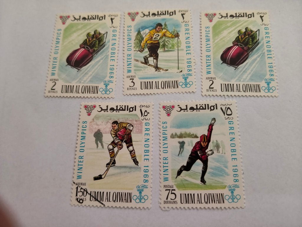 8345 umm al qiwain winter spelen grenoble 1968, Verzenden, Midden-Oosten