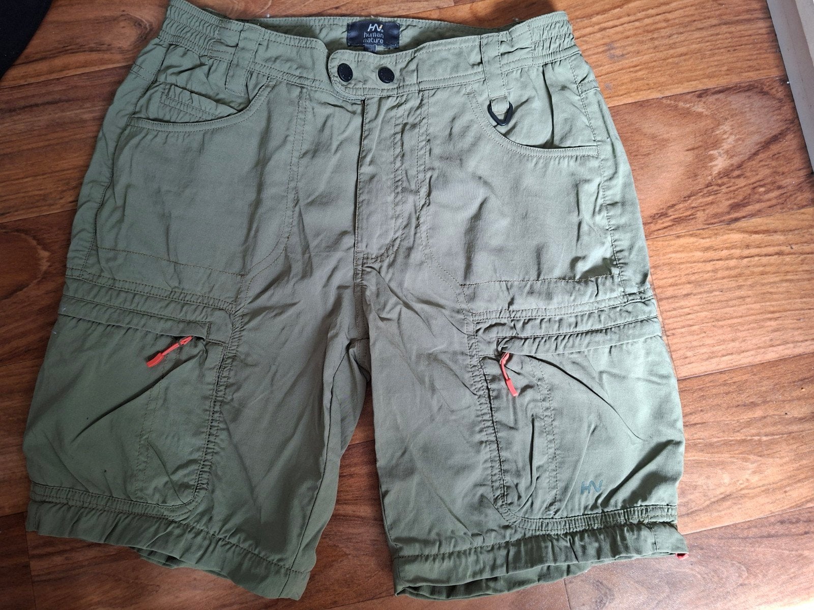 Human Nature korte broek legergroen M, Maat 48/50 (M), Ophalen of Verzenden, Zo goed als nieuw, Human Nature