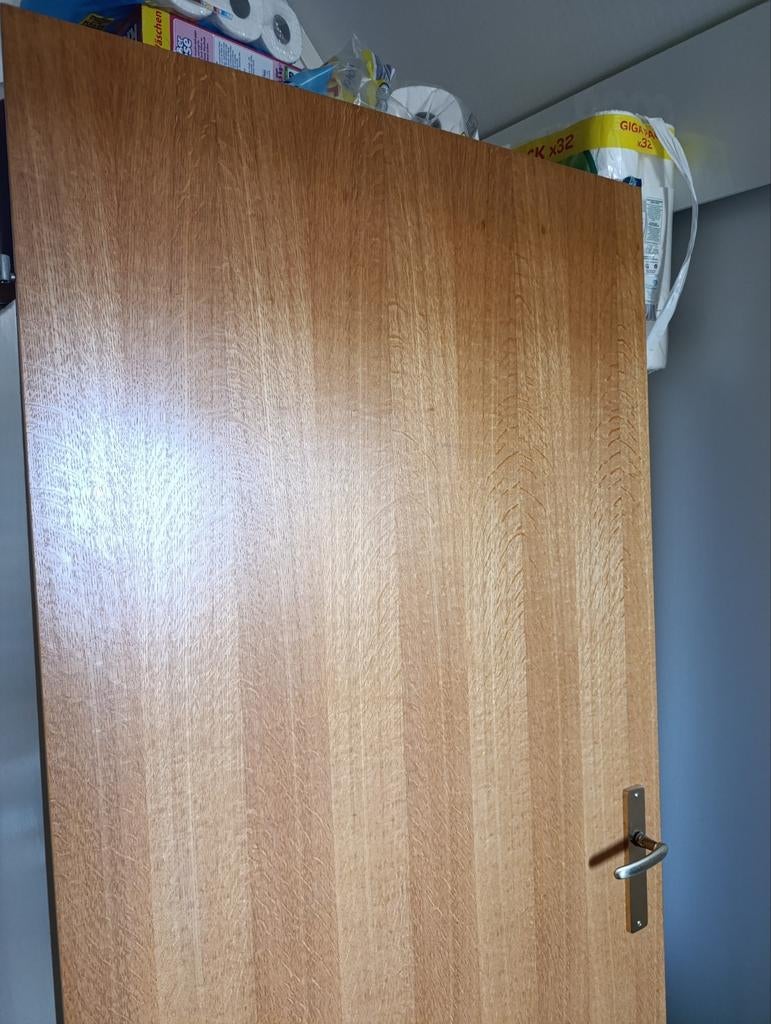Eiken houten kleur opdek deur. Met deurkruk en tochtstrip., Ophalen, Gebruikt