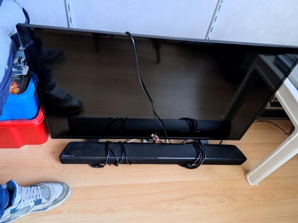 42' Philips tv met soundbar, Audio, Tv en Foto, Televisies, Philips, LED, Kammingasteffan@gmail.com, 50 Hz