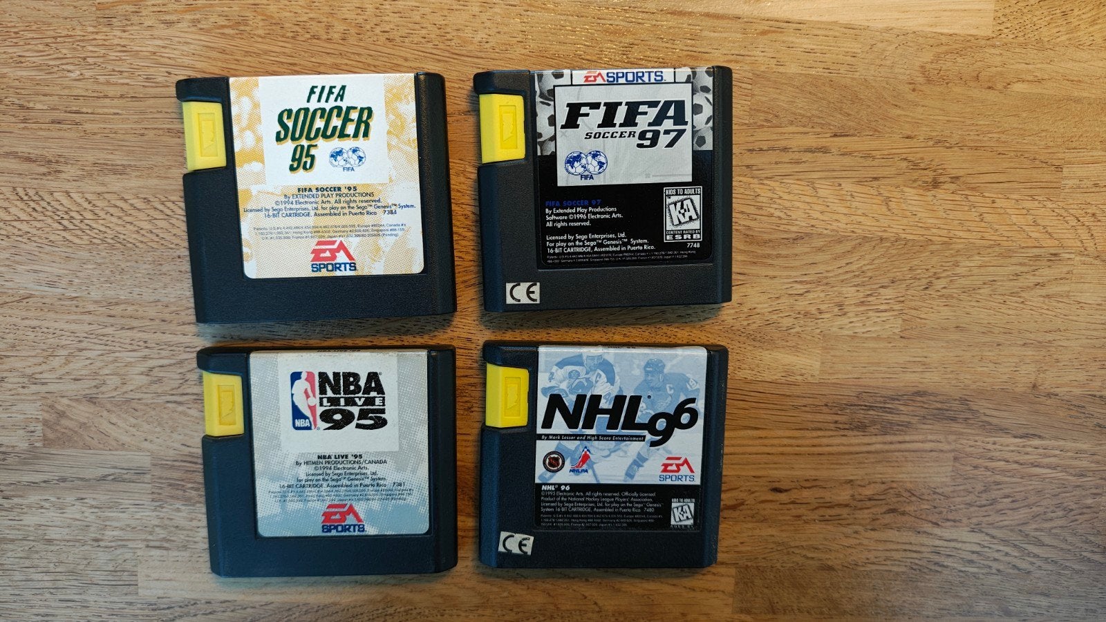 EA Sports Mega Drive Collectie: FIFA, NBA, NHL (4 games), Spelcomputers en Games, Games | Sega, Ophalen of Verzenden, Gebruikt