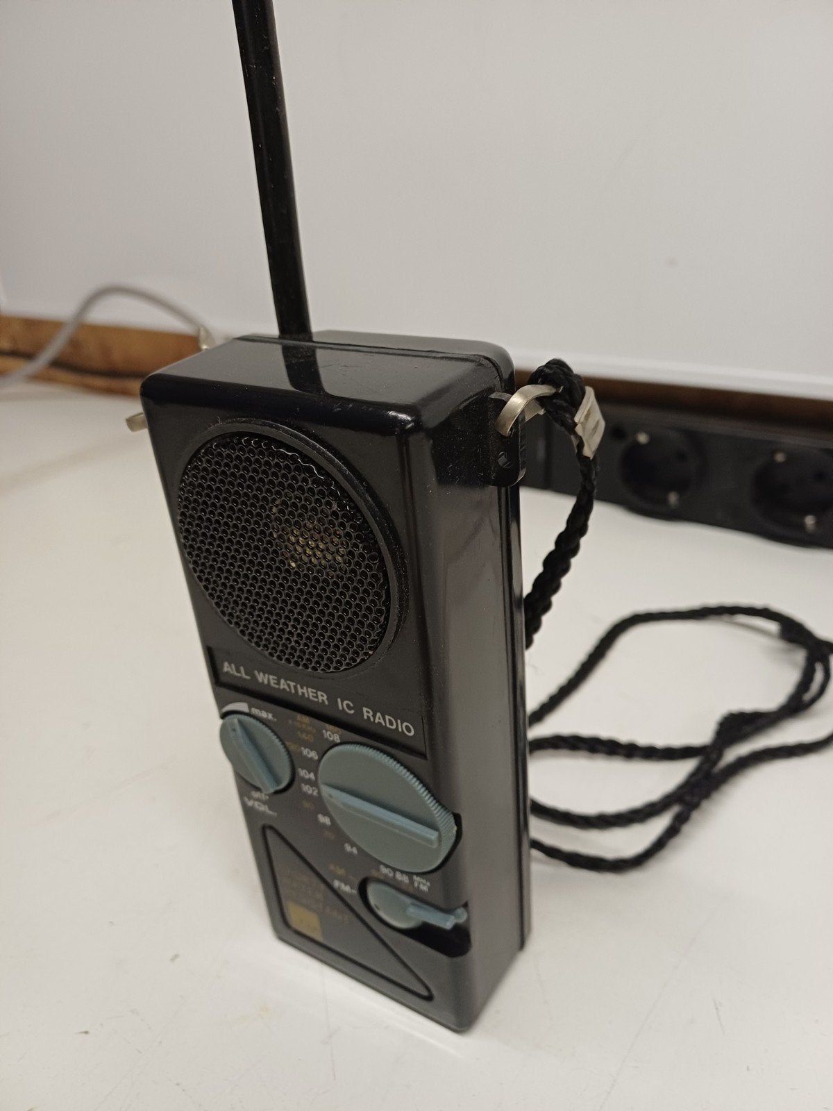 Yoko All Weather IC Radio Sportie-radio uit 1983, Ophalen of Verzenden, Gebruikt, Radio