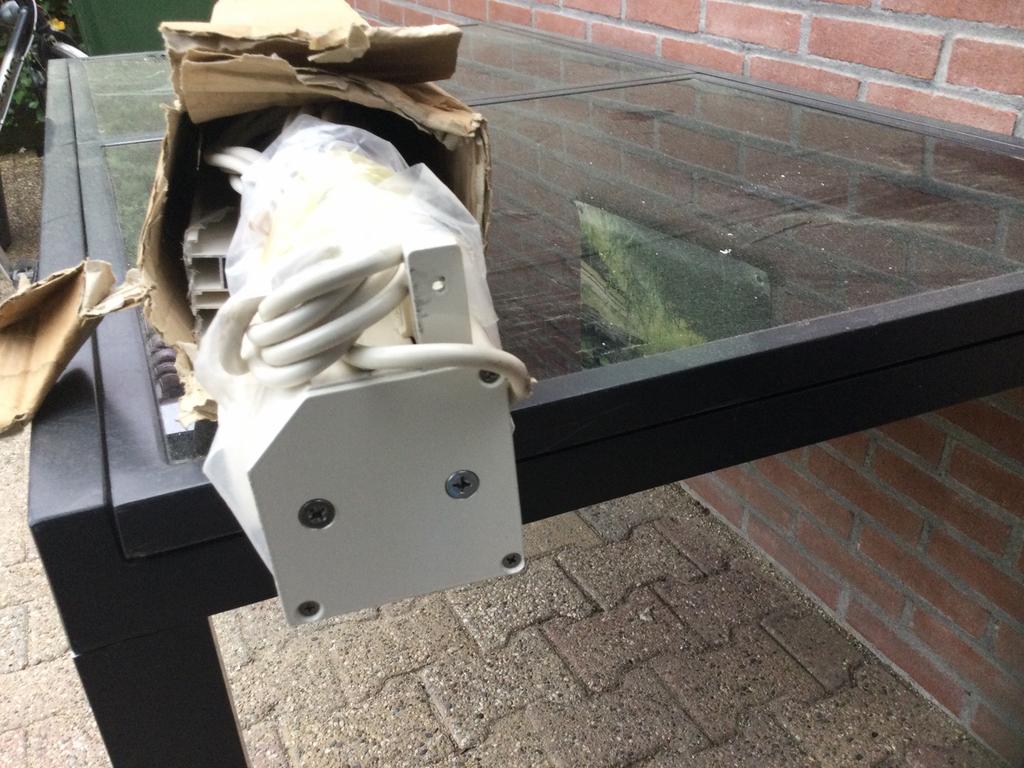 Screen, Nieuw, Ophalen of Verzenden, 200 cm of meer, Elektrische bediening