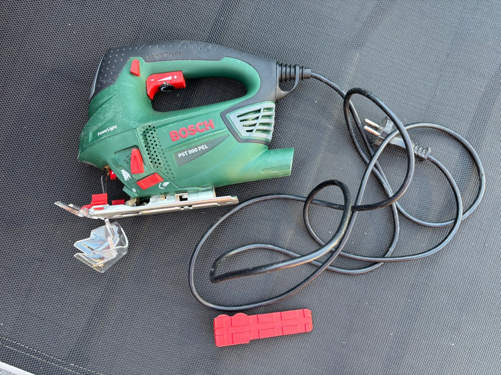 Zgan. Bosch decouoeerzaag PST 900 PEL, Gebruikt, Decoupeerzaag, 600 tot 1200 watt, Ophalen of Verzenden