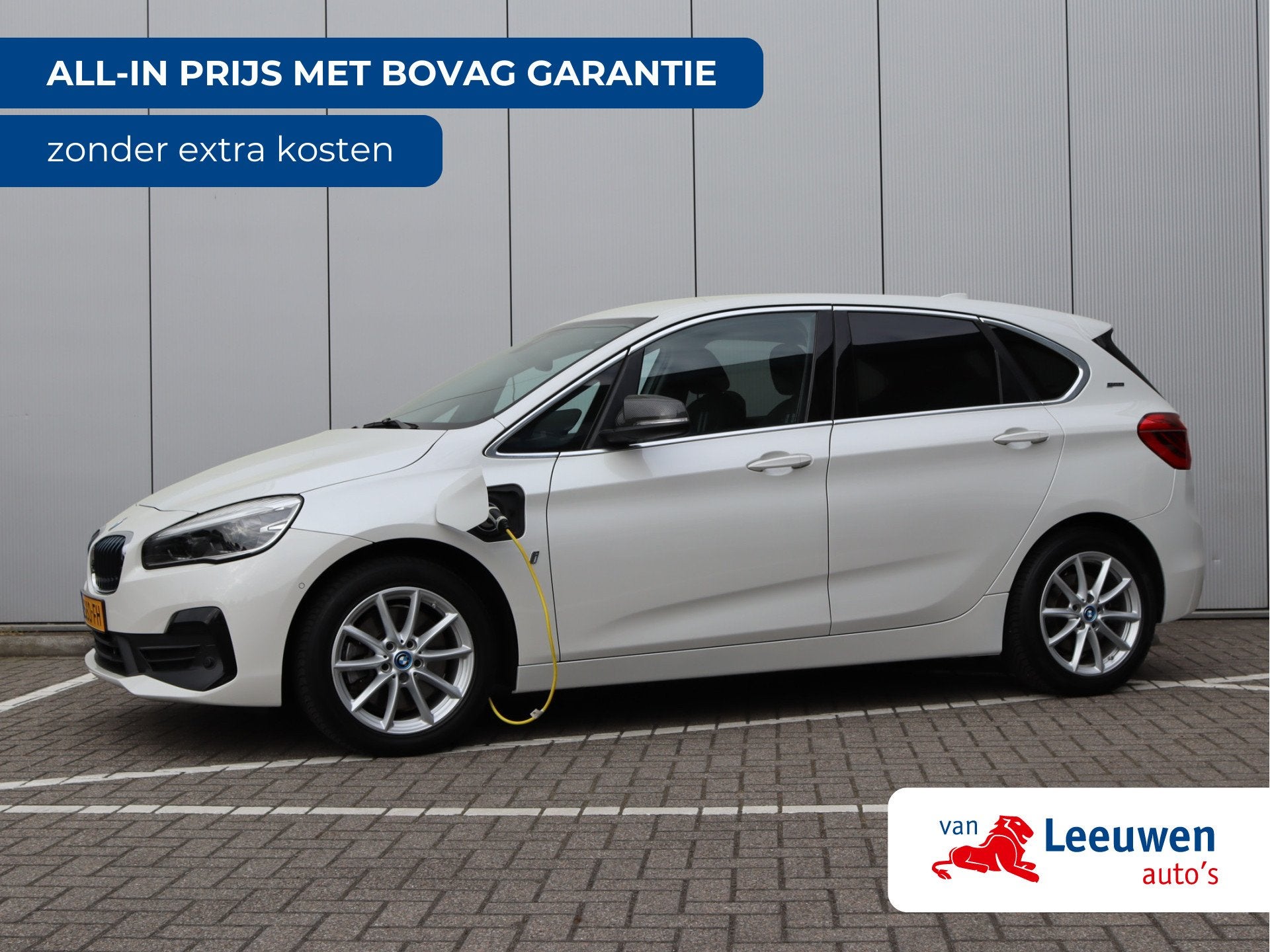 BMW 2 Serie Active Tourer 225xe | Stoelverwarming | Navigati, Auto's, 12 maanden, Gebruikt, Leder en Stof, Wit