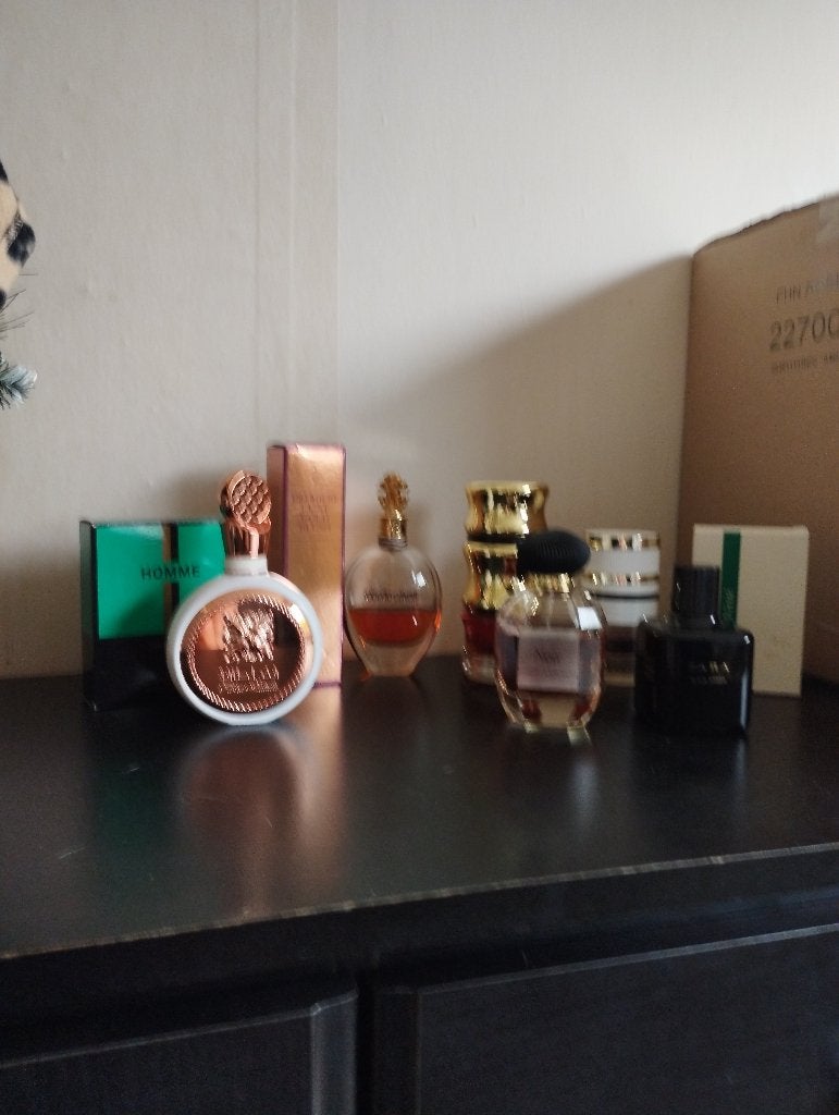 Lot van 9 parfums €23, Ophalen of Verzenden, Gebruikt