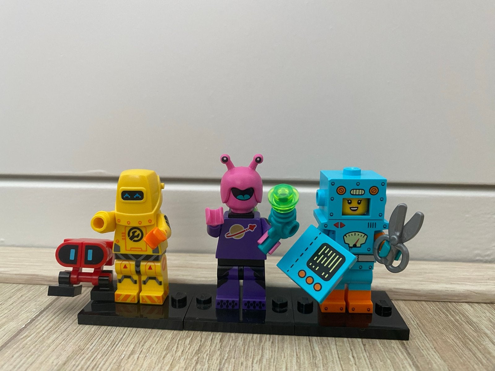 Lego minifiguren: Alien, Robot en Lasser, Ophalen of Verzenden, Zo goed als nieuw, Overige merken