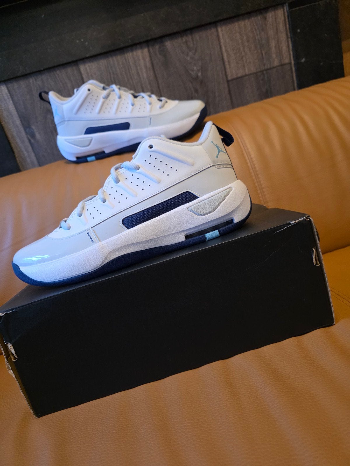 JORDAN MAX AURA 7  MAAT 44, Kleding | Heren, Verzenden, Wit, Nieuw, Jordan