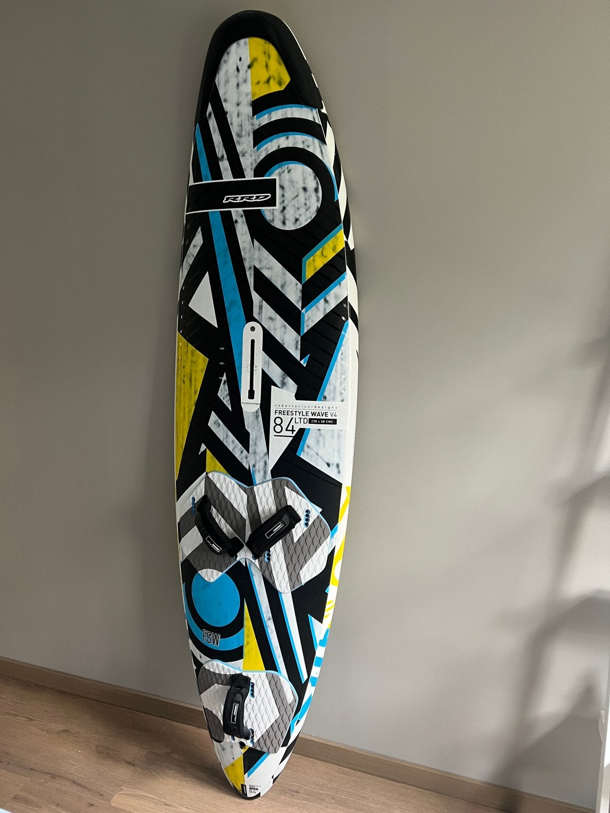 RRD Freestylewave v4 ltd 84 liter, Watersport en Boten, Ophalen, Zo goed als nieuw, Plank