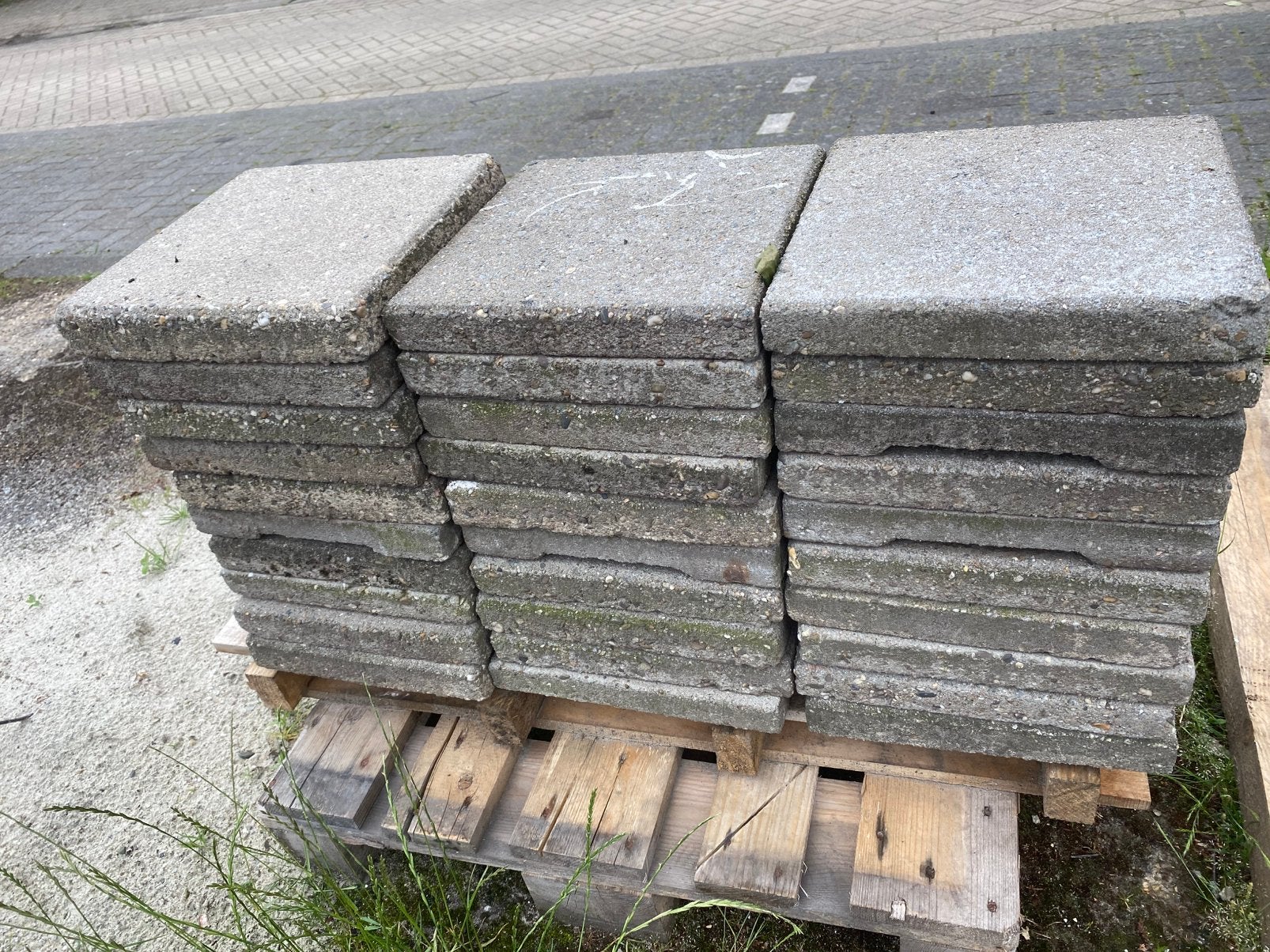 Beton tegels 30x30 GRATIS (30st), Tuin en Terras, Tegels en Klinkers, Ophalen, Gebruikt, Minder dan 5 m², Beton