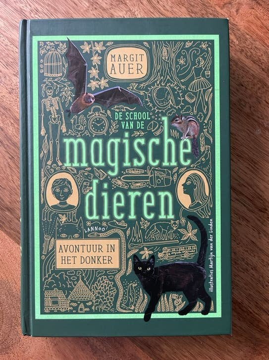 De school van de magische dieren 3 - Avontuur in het donker, Gelezen, Fictie algemeen, Ophalen of Verzenden, Margit Auer